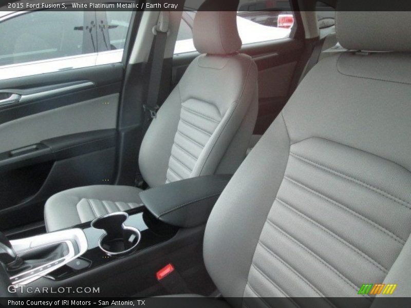 White Platinum Metallic / Earth Gray 2015 Ford Fusion S