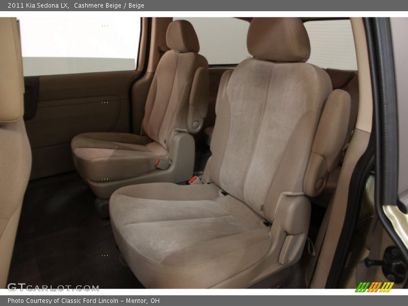 Cashmere Beige / Beige 2011 Kia Sedona LX