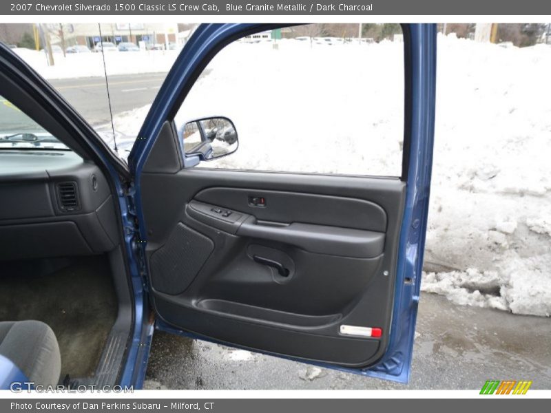 Blue Granite Metallic / Dark Charcoal 2007 Chevrolet Silverado 1500 Classic LS Crew Cab