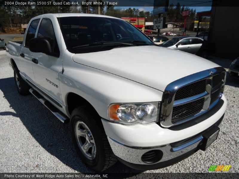 Bright White / Taupe 2004 Dodge Ram 1500 ST Quad Cab 4x4