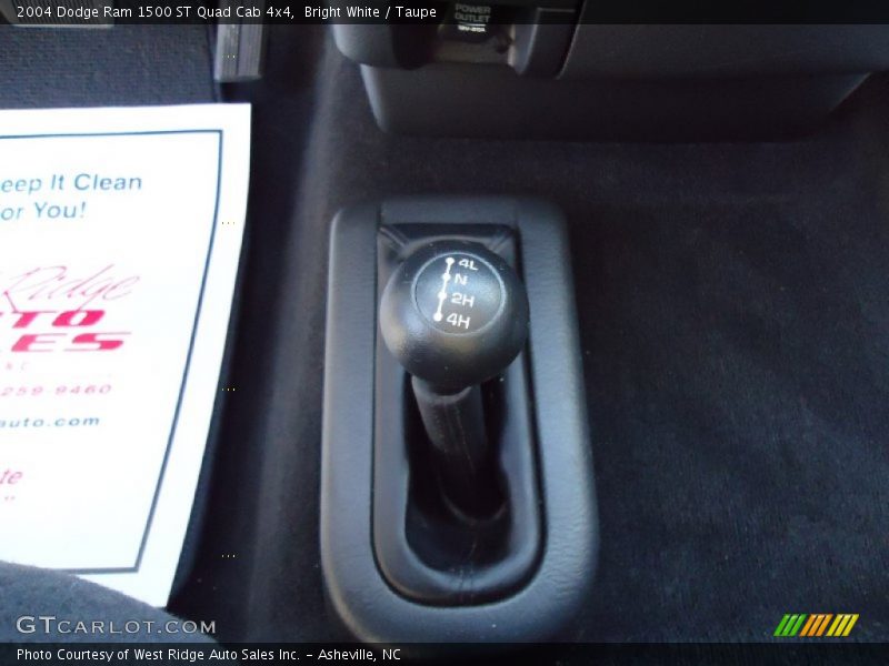 Bright White / Taupe 2004 Dodge Ram 1500 ST Quad Cab 4x4