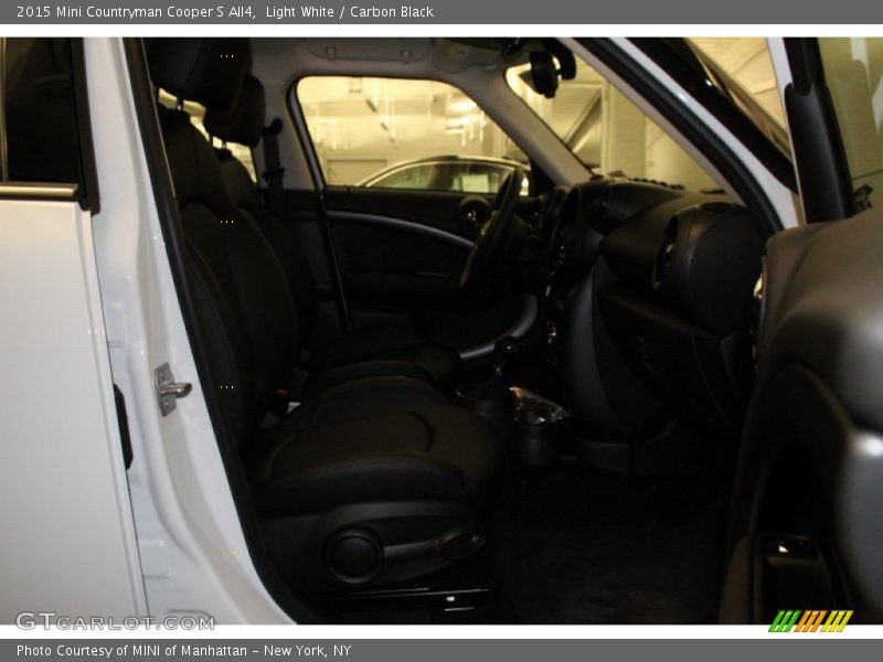 Light White / Carbon Black 2015 Mini Countryman Cooper S All4