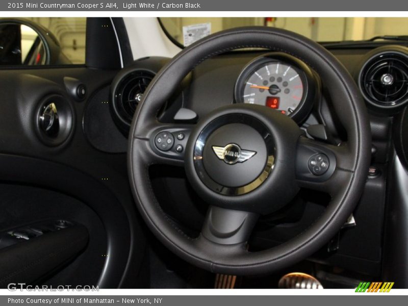 Light White / Carbon Black 2015 Mini Countryman Cooper S All4