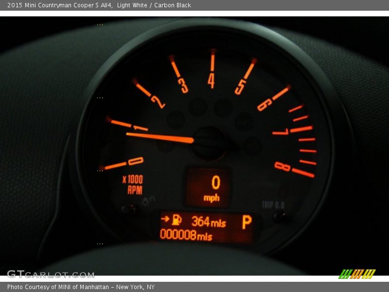 Light White / Carbon Black 2015 Mini Countryman Cooper S All4