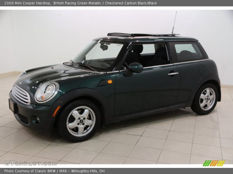 Front 3/4 View of 2009 Cooper Hardtop