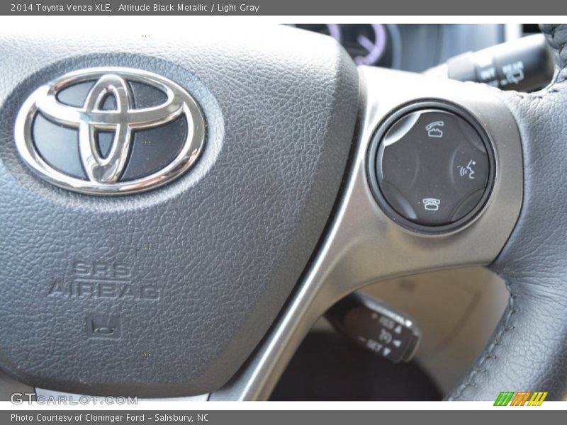 Attitude Black Metallic / Light Gray 2014 Toyota Venza XLE