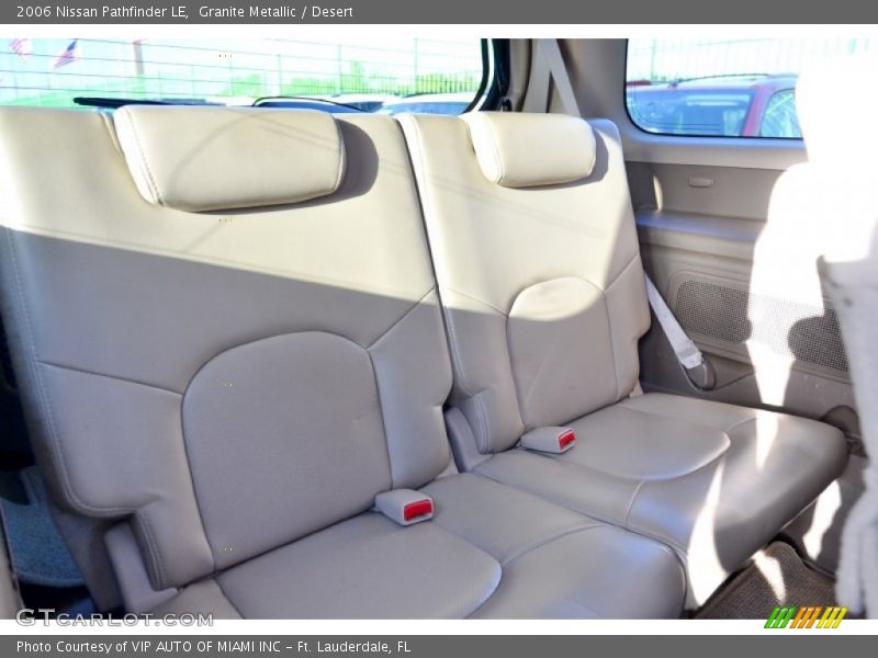 Granite Metallic / Desert 2006 Nissan Pathfinder LE