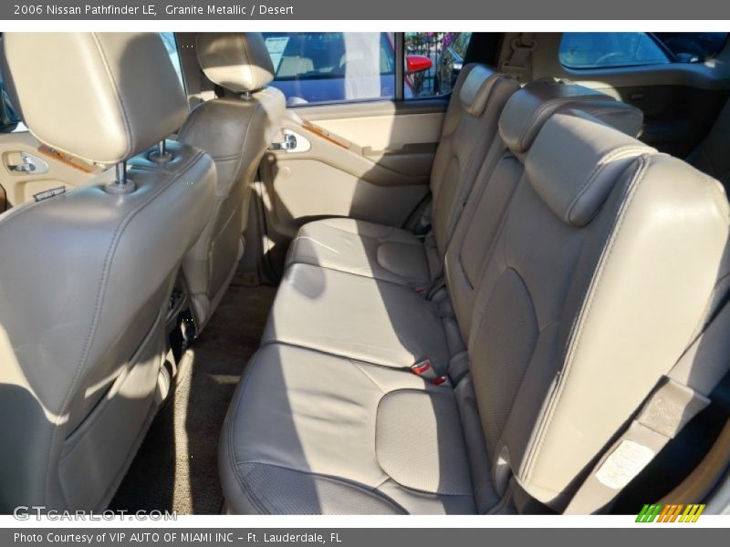 Granite Metallic / Desert 2006 Nissan Pathfinder LE
