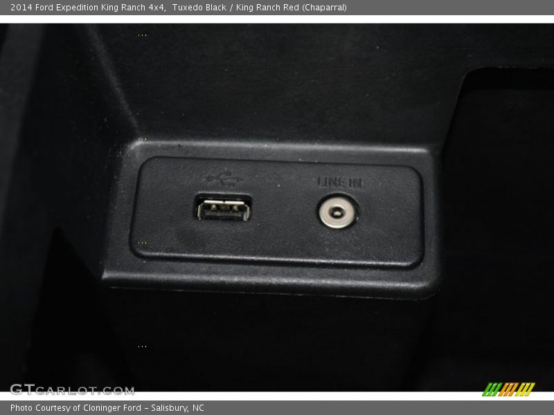 Tuxedo Black / King Ranch Red (Chaparral) 2014 Ford Expedition King Ranch 4x4