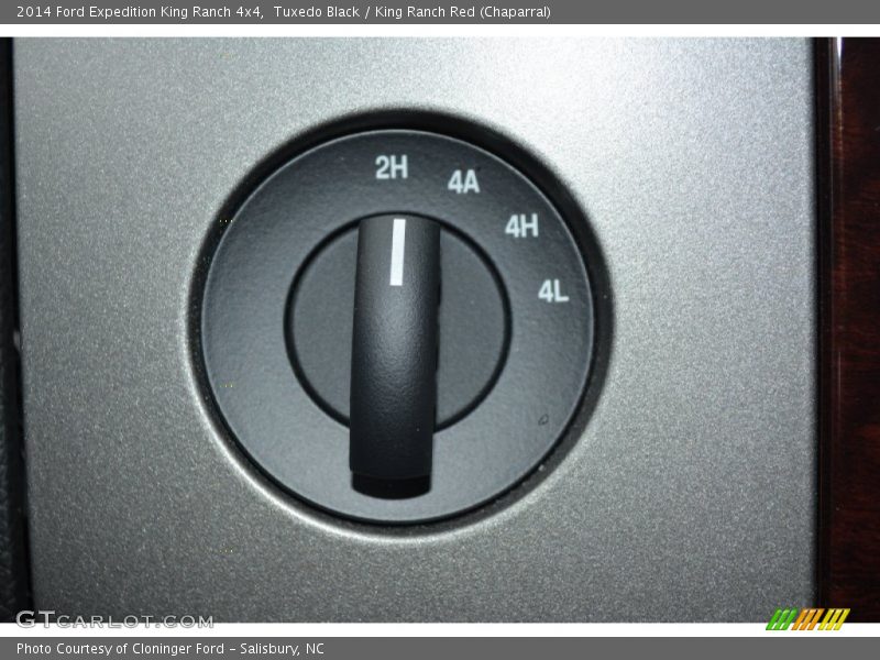 Tuxedo Black / King Ranch Red (Chaparral) 2014 Ford Expedition King Ranch 4x4