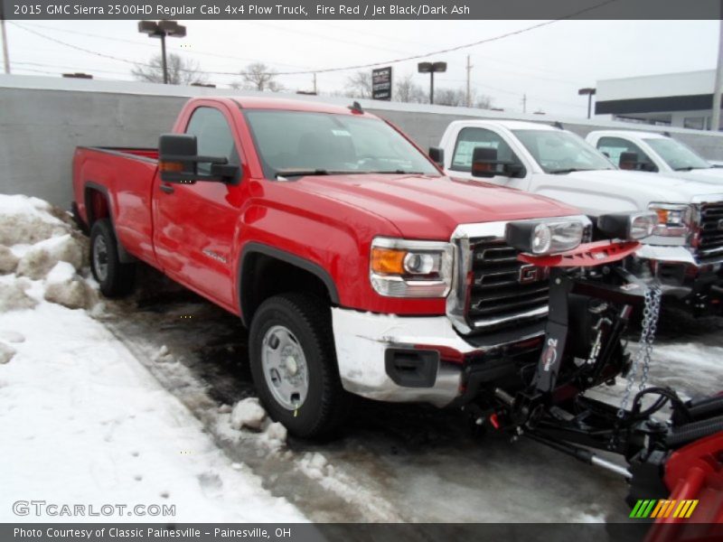 Front 3/4 View of 2015 Sierra 2500HD Regular Cab 4x4 Plow Truck