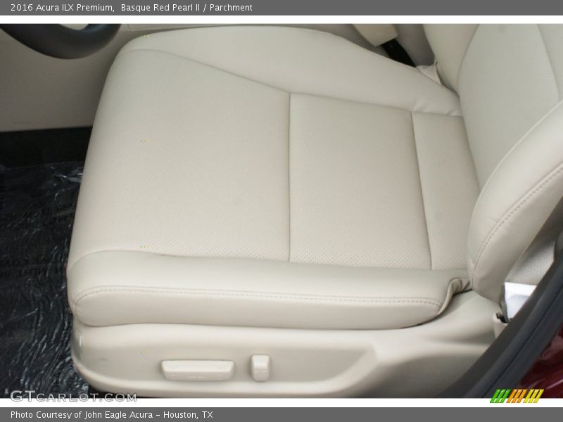 Front Seat of 2016 ILX Premium