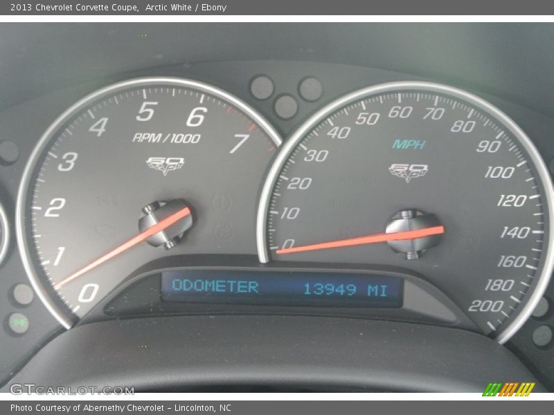 Arctic White / Ebony 2013 Chevrolet Corvette Coupe