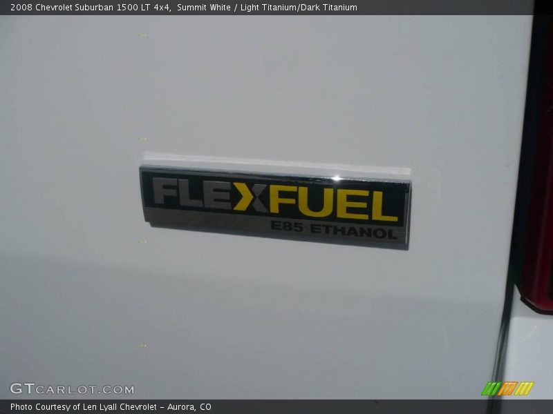 Summit White / Light Titanium/Dark Titanium 2008 Chevrolet Suburban 1500 LT 4x4