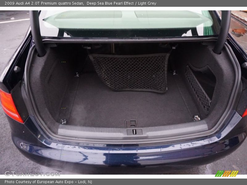  2009 A4 2.0T Premium quattro Sedan Trunk