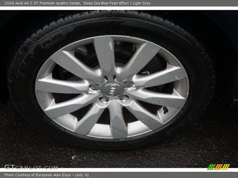 Deep Sea Blue Pearl Effect / Light Grey 2009 Audi A4 2.0T Premium quattro Sedan