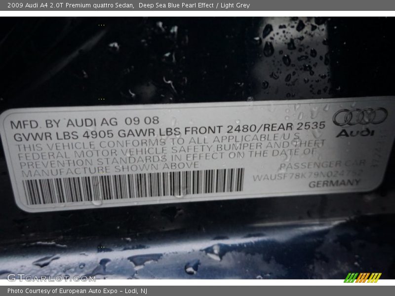 Deep Sea Blue Pearl Effect / Light Grey 2009 Audi A4 2.0T Premium quattro Sedan