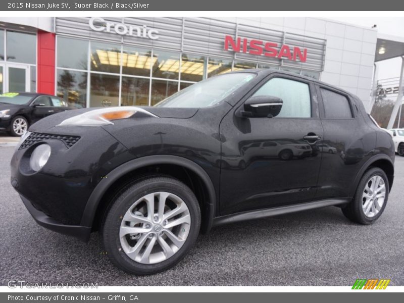 Super Black / Black/Silver 2015 Nissan Juke SV