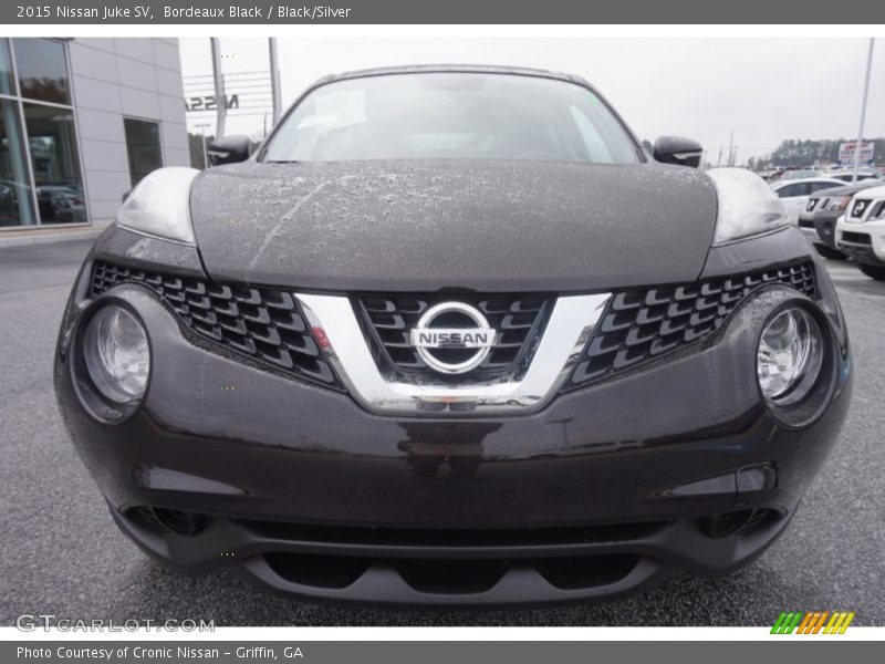 Bordeaux Black / Black/Silver 2015 Nissan Juke SV