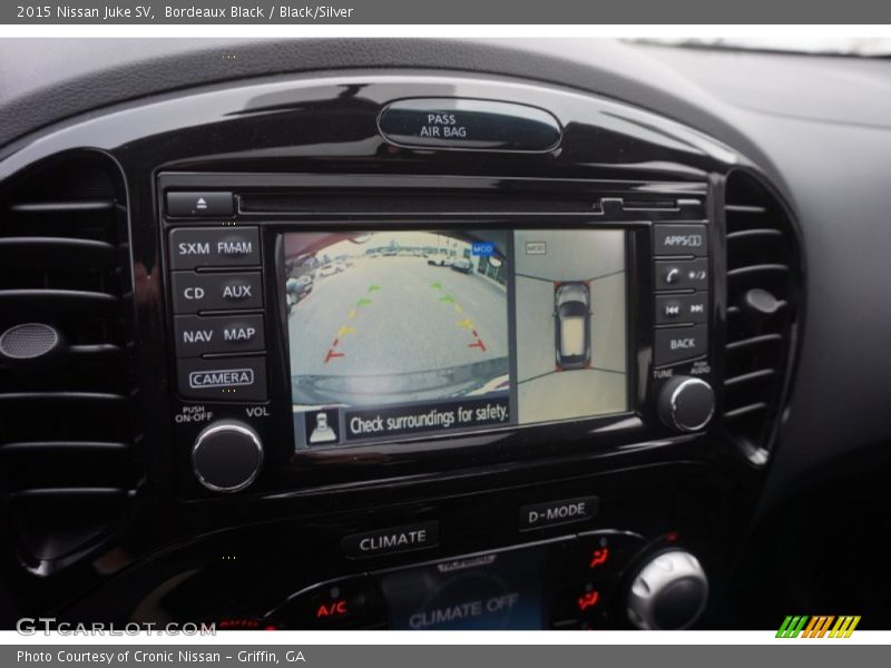 Bordeaux Black / Black/Silver 2015 Nissan Juke SV
