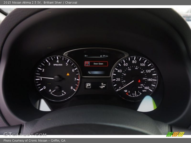 Brilliant Silver / Charcoal 2015 Nissan Altima 2.5 SV