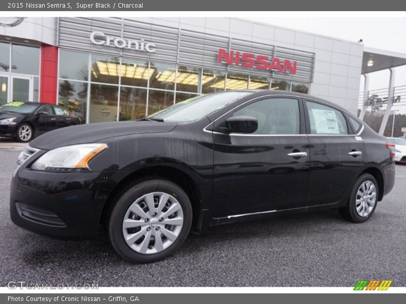 Super Black / Charcoal 2015 Nissan Sentra S
