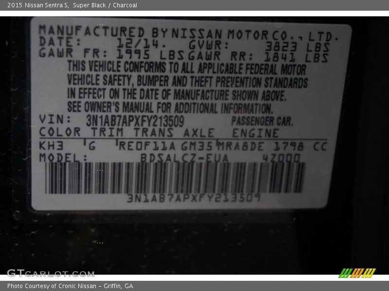 Super Black / Charcoal 2015 Nissan Sentra S