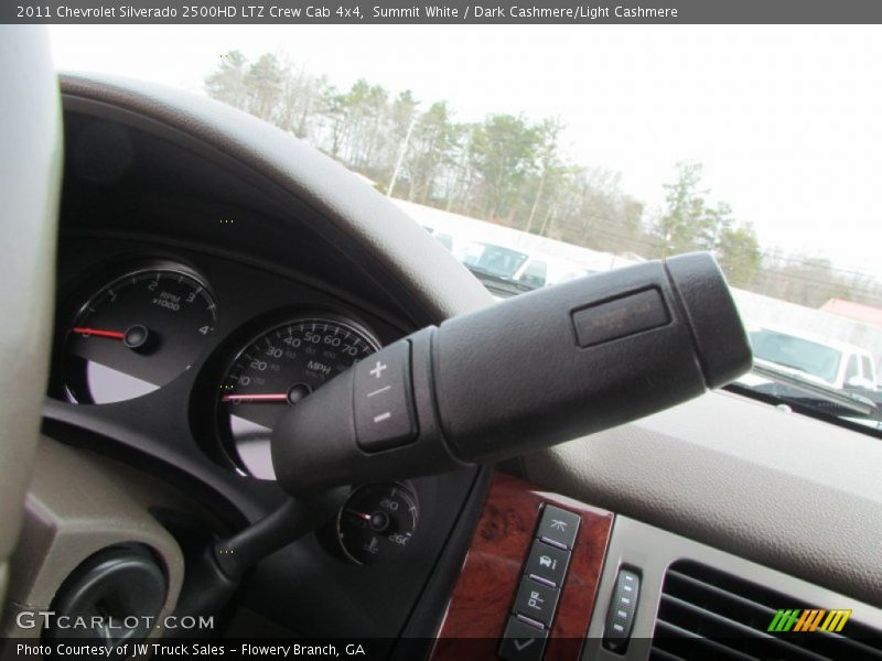Summit White / Dark Cashmere/Light Cashmere 2011 Chevrolet Silverado 2500HD LTZ Crew Cab 4x4