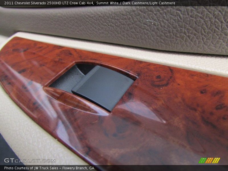 Summit White / Dark Cashmere/Light Cashmere 2011 Chevrolet Silverado 2500HD LTZ Crew Cab 4x4