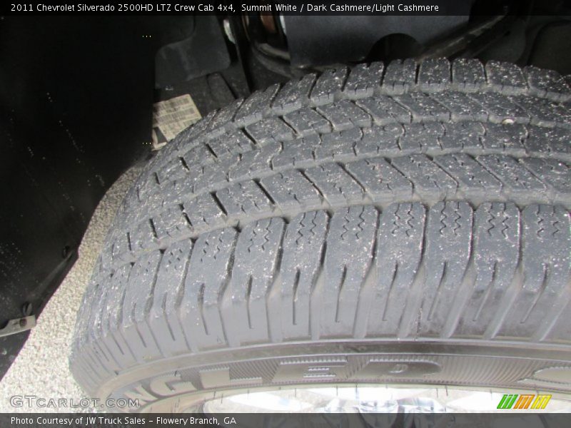 Summit White / Dark Cashmere/Light Cashmere 2011 Chevrolet Silverado 2500HD LTZ Crew Cab 4x4