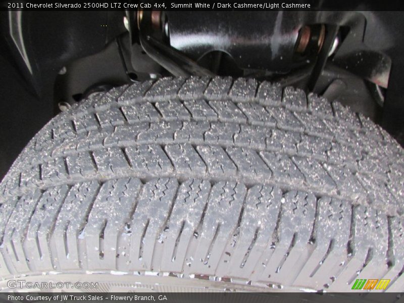 Summit White / Dark Cashmere/Light Cashmere 2011 Chevrolet Silverado 2500HD LTZ Crew Cab 4x4