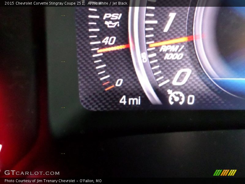Arctic White / Jet Black 2015 Chevrolet Corvette Stingray Coupe Z51