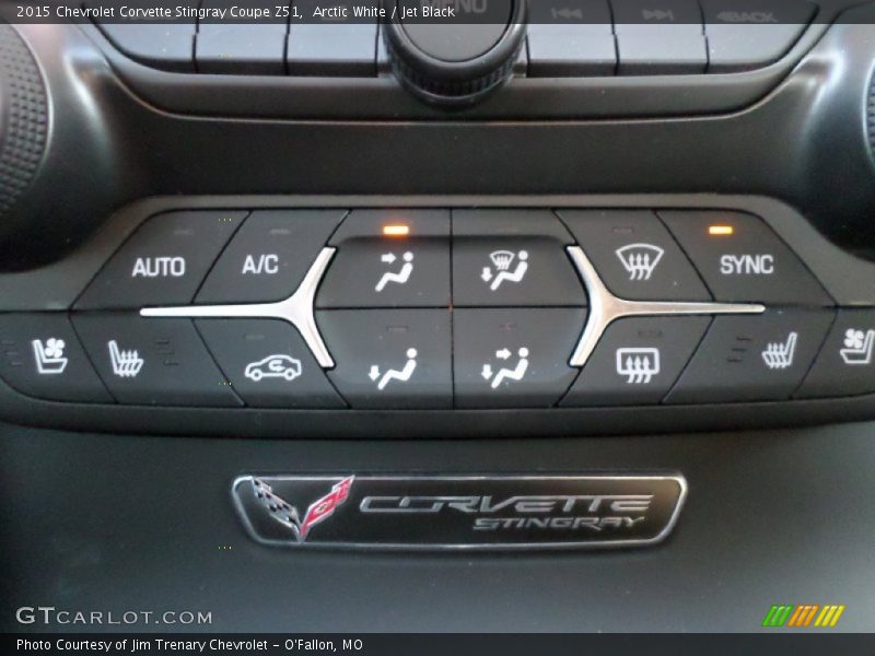 Arctic White / Jet Black 2015 Chevrolet Corvette Stingray Coupe Z51