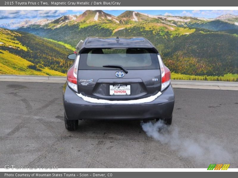 Magnetic Gray Metallic / Dark Blue/Gray 2015 Toyota Prius c Two
