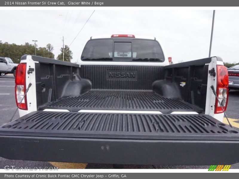 Glacier White / Beige 2014 Nissan Frontier SV Crew Cab