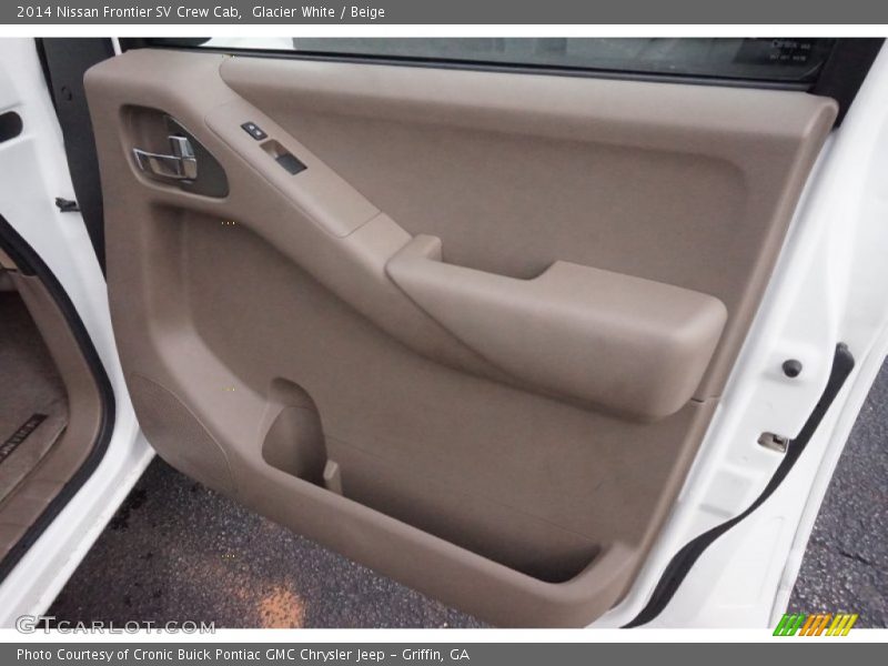 Glacier White / Beige 2014 Nissan Frontier SV Crew Cab