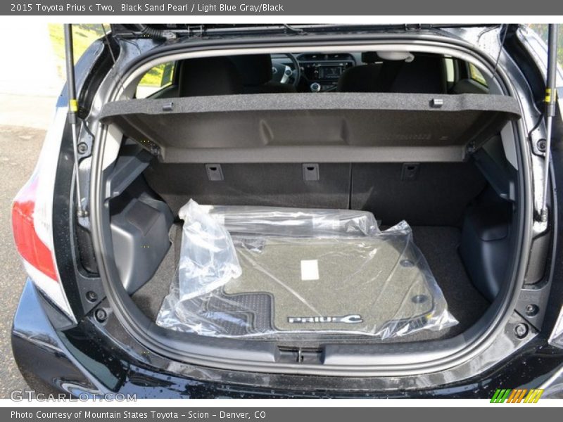  2015 Prius c Two Trunk