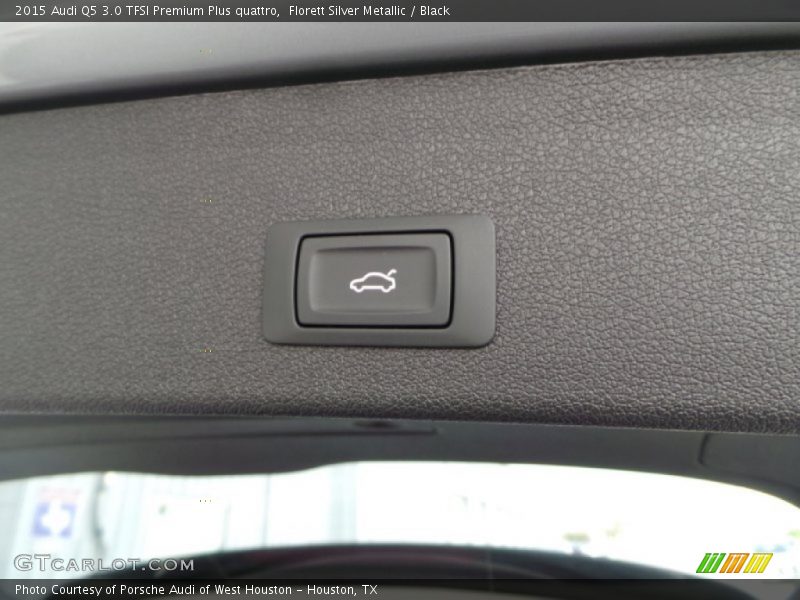 Florett Silver Metallic / Black 2015 Audi Q5 3.0 TFSI Premium Plus quattro
