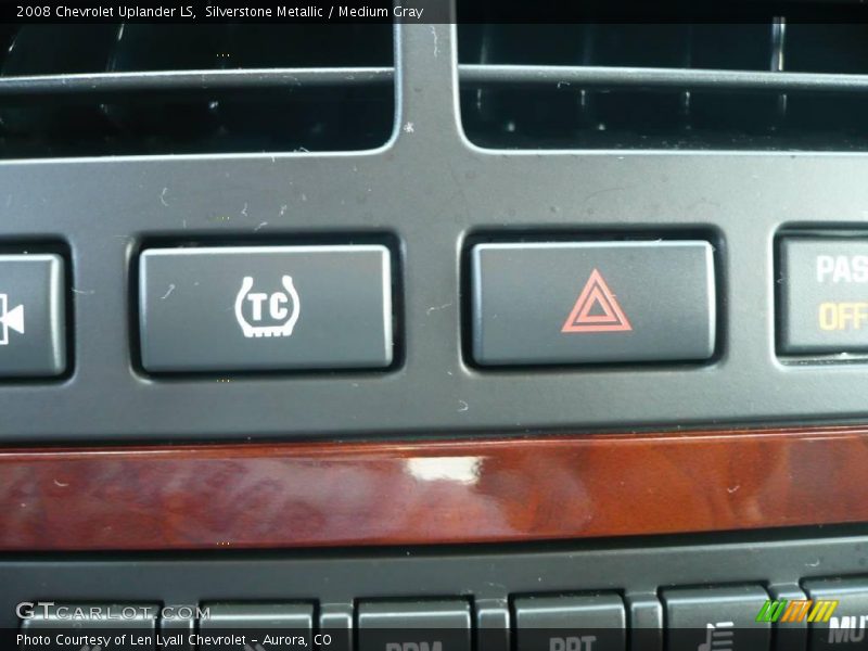 Silverstone Metallic / Medium Gray 2008 Chevrolet Uplander LS
