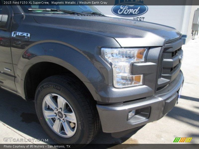 Magnetic Metallic / Medium Earth Gray 2015 Ford F150 XL SuperCrew