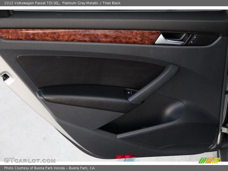 Platinum Gray Metallic / Titan Black 2013 Volkswagen Passat TDI SEL