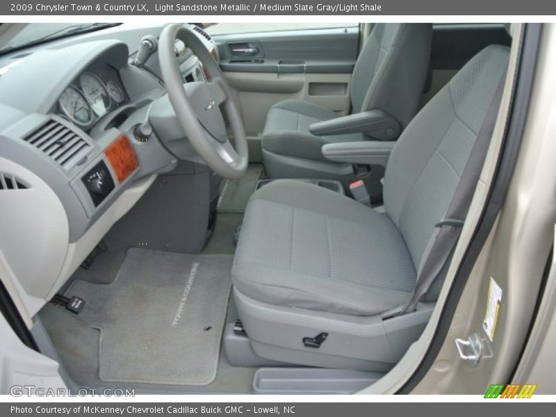 Light Sandstone Metallic / Medium Slate Gray/Light Shale 2009 Chrysler Town & Country LX