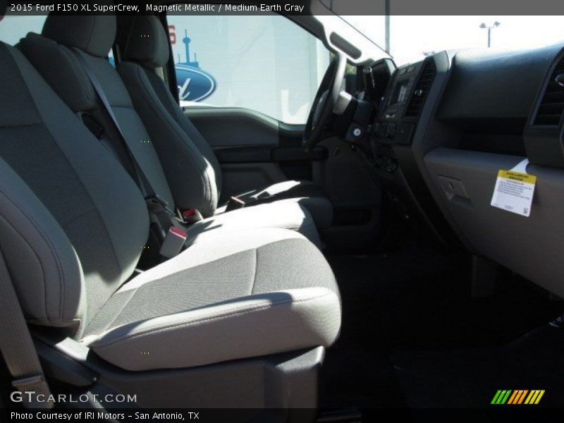 Magnetic Metallic / Medium Earth Gray 2015 Ford F150 XL SuperCrew