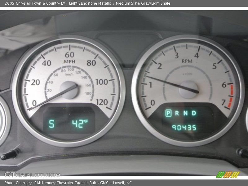 Light Sandstone Metallic / Medium Slate Gray/Light Shale 2009 Chrysler Town & Country LX