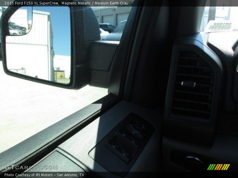 Magnetic Metallic / Medium Earth Gray 2015 Ford F150 XL SuperCrew