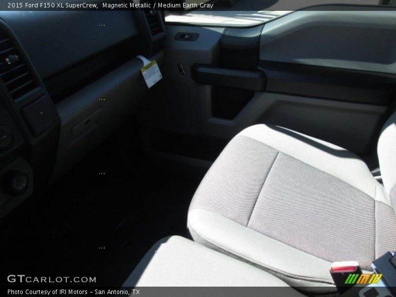 Magnetic Metallic / Medium Earth Gray 2015 Ford F150 XL SuperCrew