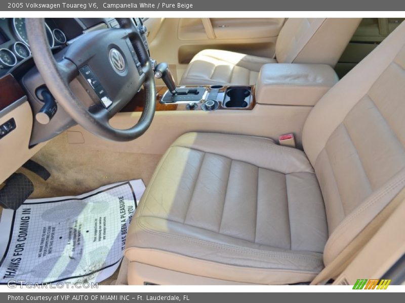 Campanella White / Pure Beige 2005 Volkswagen Touareg V6