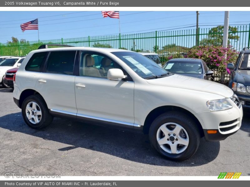 Campanella White / Pure Beige 2005 Volkswagen Touareg V6