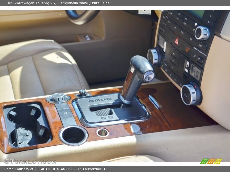 Campanella White / Pure Beige 2005 Volkswagen Touareg V6