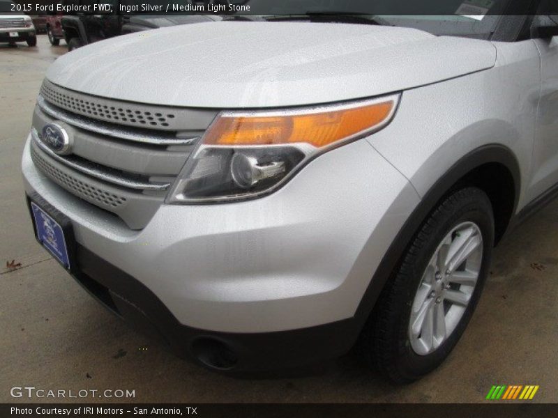 Ingot Silver / Medium Light Stone 2015 Ford Explorer FWD